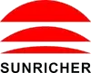 SUNRICHER – Wortmarke unter drei roten Bögen