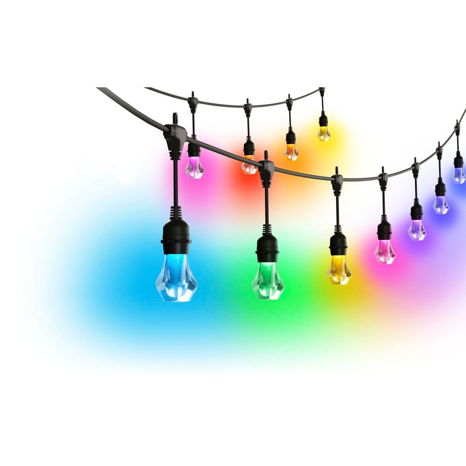 Zwei gekreuzte Stränge des Nanoleaf Outdoor String Light mit bunt leuchtenden Birnen vor weißem Hintergrund
