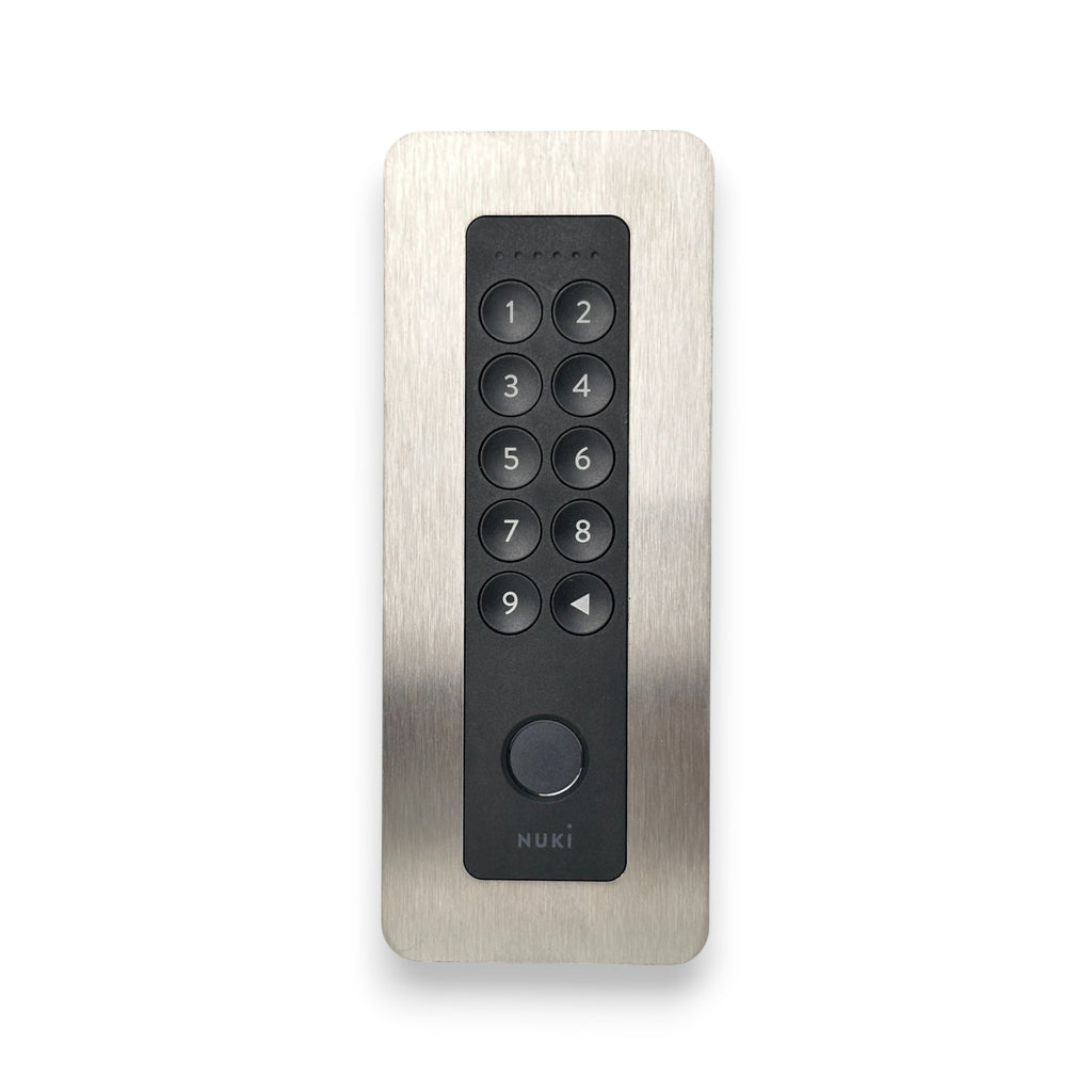 Nuki Keypad 2 im smattex-Unterputz-Set mit gebürsteter Edelstahlblende