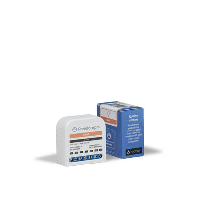 Freedompro LB0602-F 2 Kanal Licht Relais neben der blauen Matter-Verkaufsverpackung