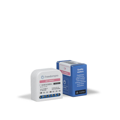 Freedompro SW0901-E Unterputzmodul mit Typenschild 110-240 V AC neben der blauen Verpackung