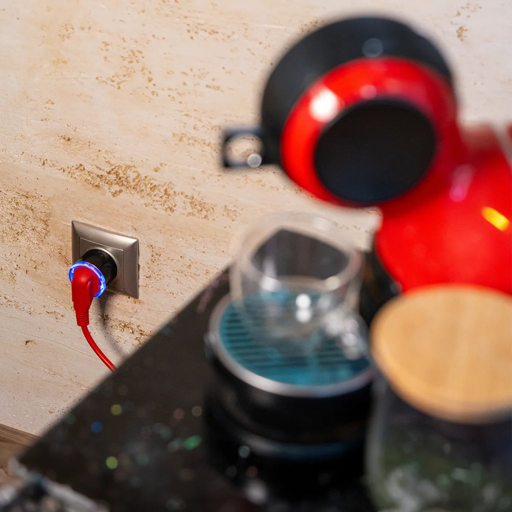 Der Plug S Gen3 von der Seite mit Statusring