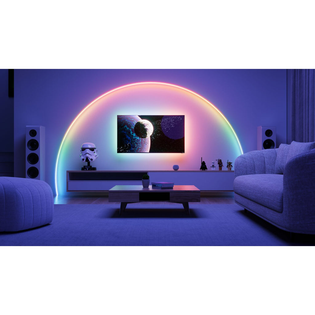 Lightstrip als leuchtender Regenbogenbogen an der Wand um den Fernseher gezogen