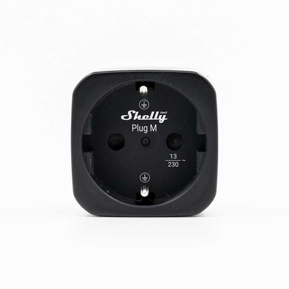 Shelly Plug M Gen3 Schwarz – Vorderansicht