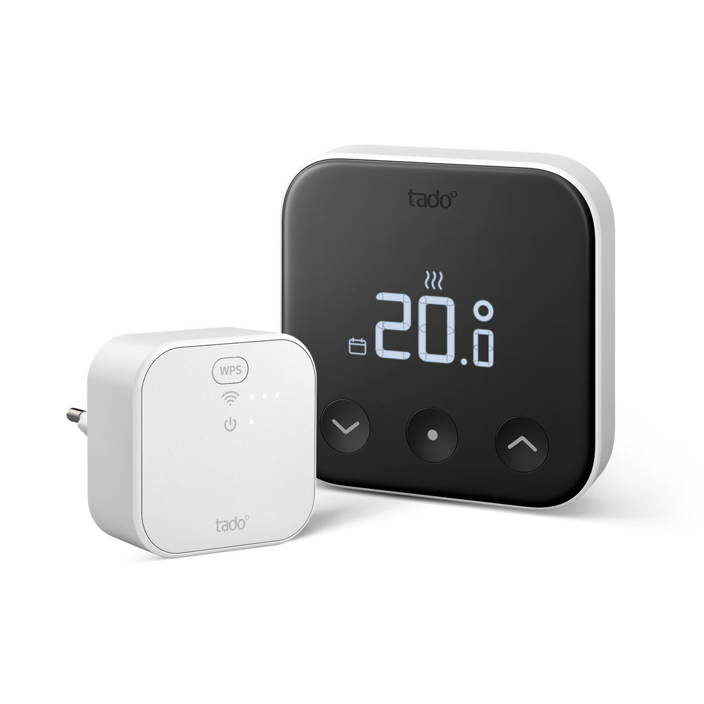 Starter Kit: Smartes Thermostat X mit Anzeige 20,0 Grad neben der weißen Bridge X mit Steckerkontakten