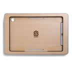 smattex Wand-Tablet mit Blende in Ahorn, helles Holz, Kameraausschnitt und Steckerleiste an der Seite