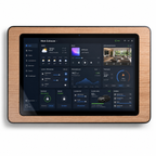 smattex Wand-Tablet mit Blende aus Eiche an einer Wand, Smart-Home-Dashboard auf dem Display