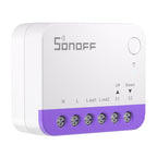 Seitenansicht des Sonoff MINI-RBS, zeigt die flache Bauform und die blaue Status-LED