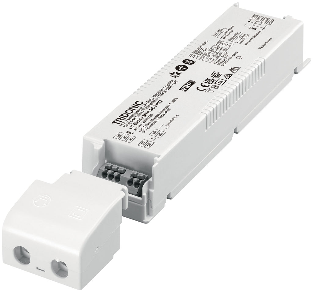 Der 60-Watt-Treiber schräg von oben mit Klemmenleiste